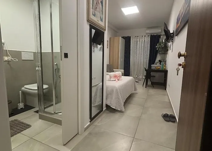 Monolocale Di Chiara Apartment Rom